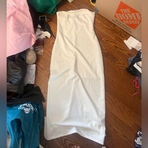 Elegant White Strapless Dress